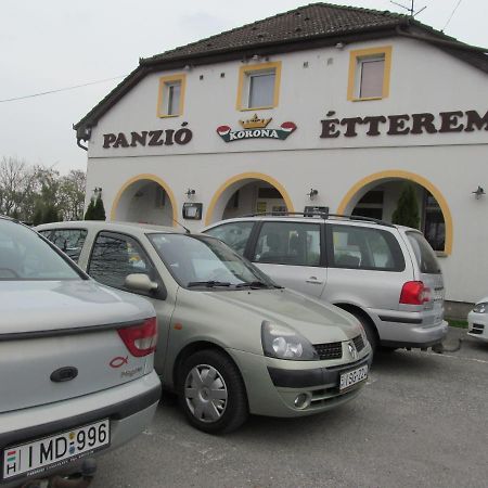 Bed and Breakfast Korona Panzio Level Экстерьер фото