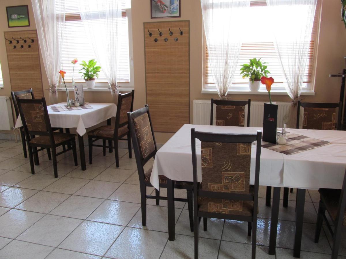 Bed and Breakfast Korona Panzio Level Экстерьер фото